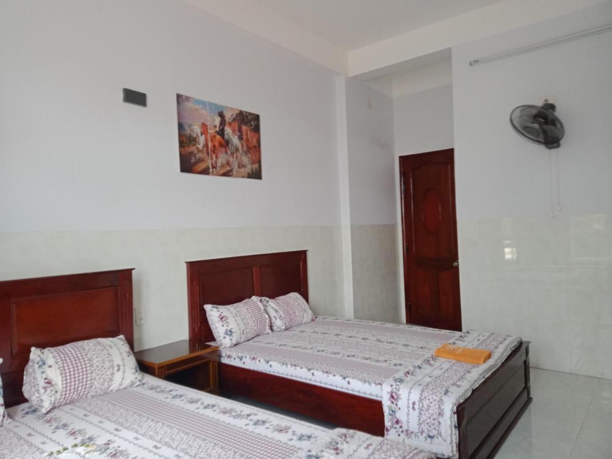 Nhà Nghỉ Gia Lâm 2 An Nhon Esterno foto