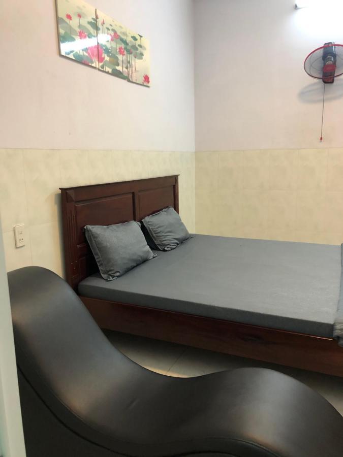 Nhà Nghỉ Gia Lâm 2 An Nhon Esterno foto